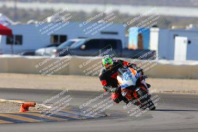 media/Dec-18-2022-SoCal Trackdays (Sun) [[8099a50955]]/Turn 2 (950am)/